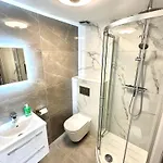 公寓 Stylish 2-bedroom Modern Apt, 15-mins To Airport, Dcu, Centre