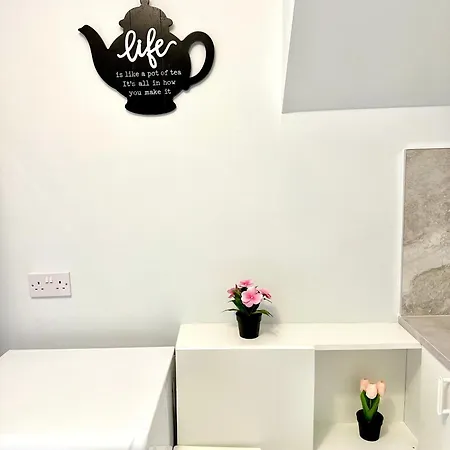 Modern 2bedroom Oasis Near Centre & Airport Dublin
