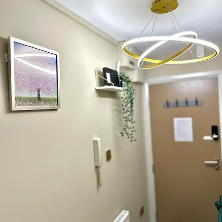 Apartment Modern 2bedroom Oasis Near Centre & Airport *