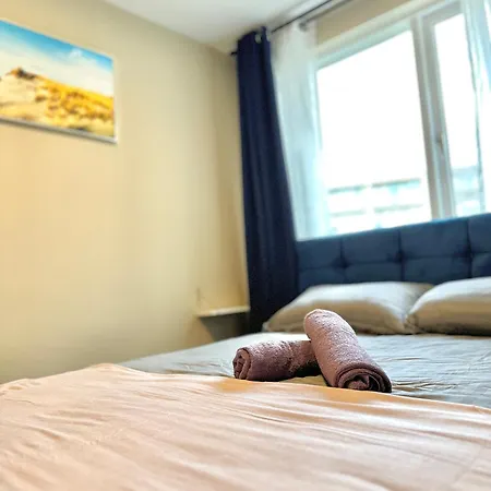 公寓 Modern 2bedroom Oasis Near Centre & Airport *