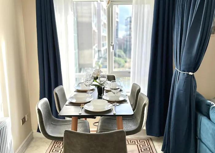 公寓 Stylish 2-bedroom Modern Apt, 15-mins To Airport, Dcu, Centre *