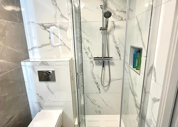 公寓 Stylish 2-bedroom Modern Apt, 15-mins To Airport, Dcu, Centre