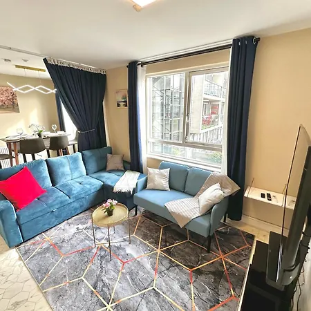 Stylish 2-bedroom Modern Apt, 15-mins To Airport, Dcu, Centre * 더블린