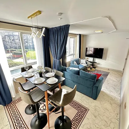 Lejlighed Stylish 2-bedroom Modern Apt, 15-mins To Airport, Dcu, Centre Dublin
