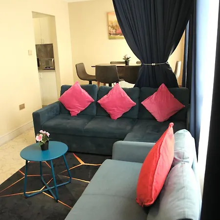 Stylish 2-bedroom Modern Apt, 15-mins To Airport, Dcu, Centre * 더블린
